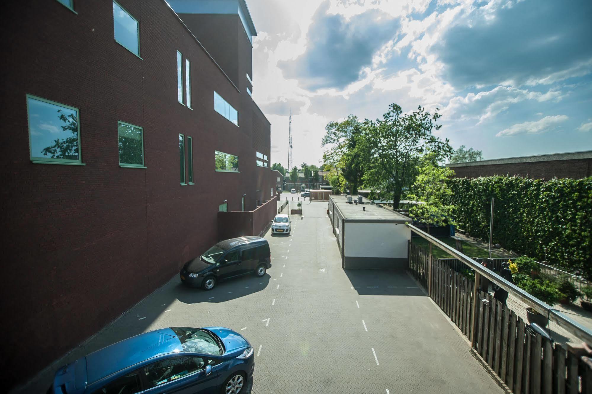 Hotel Taurus Кайк Екстериор снимка